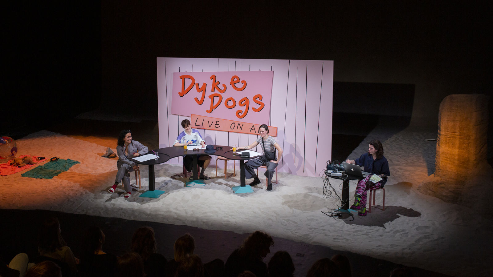 DYKE DOGS RadioshowPhoto: Livia Kappler