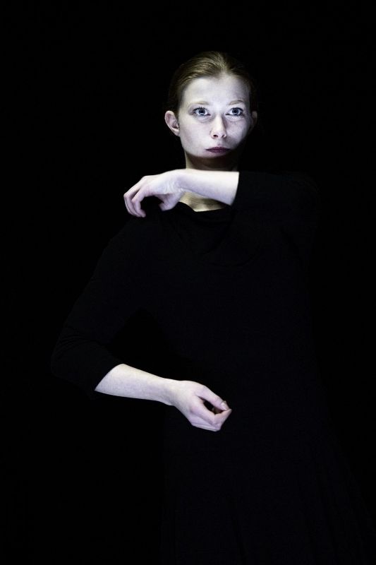 Jenny König in »Ophelias Zimmer«Foto: Gianmarco Bresadola, 2015